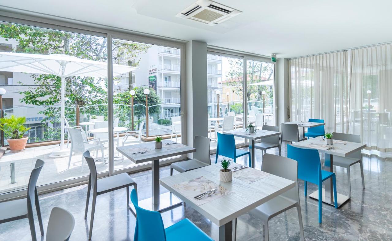 Hotel Constellation Ріміні Екстер'єр фото